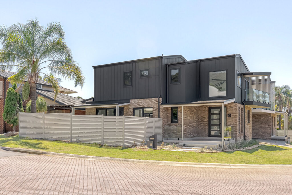 Sold - 20B Hutchinson Drive - New Property in Balgownie - Real Estate by Christian Zeidler