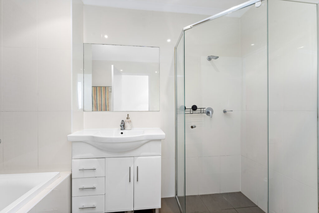 Sold - 48/25 Carters Lane - New Property in Fairy Meadow - Real Estate by Simon 