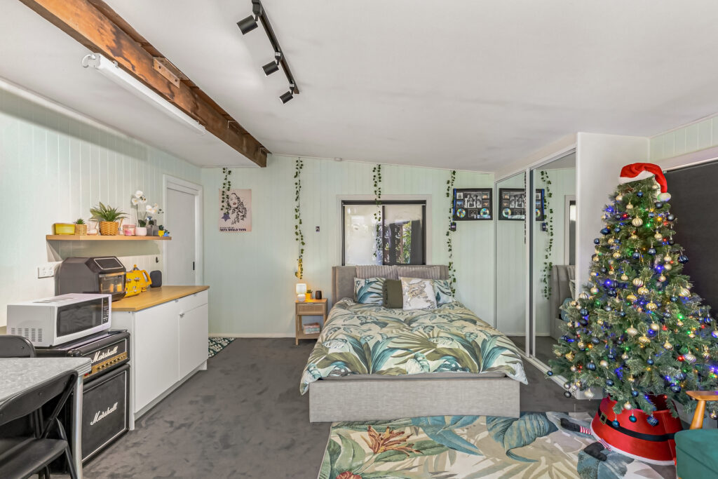 Sold - 15 Crawford Avenue - New Property in Gwynneville - Real Estate by Christian Zeidler