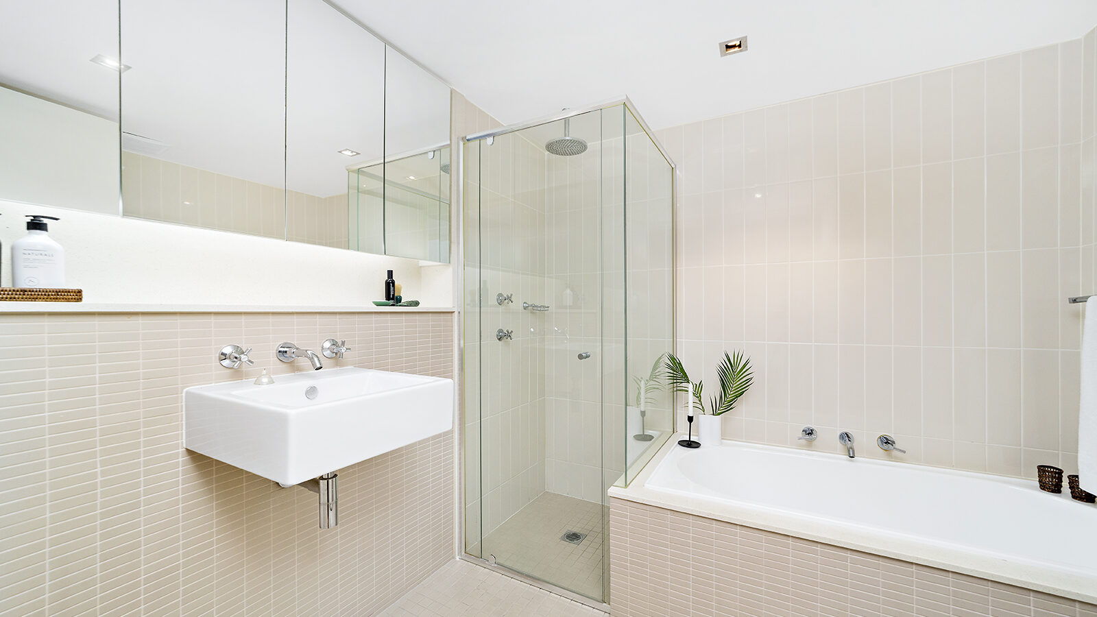 Sold - 408/53 Crown Street - New Property in Wollongong - Real Estate by Christian Zeidler