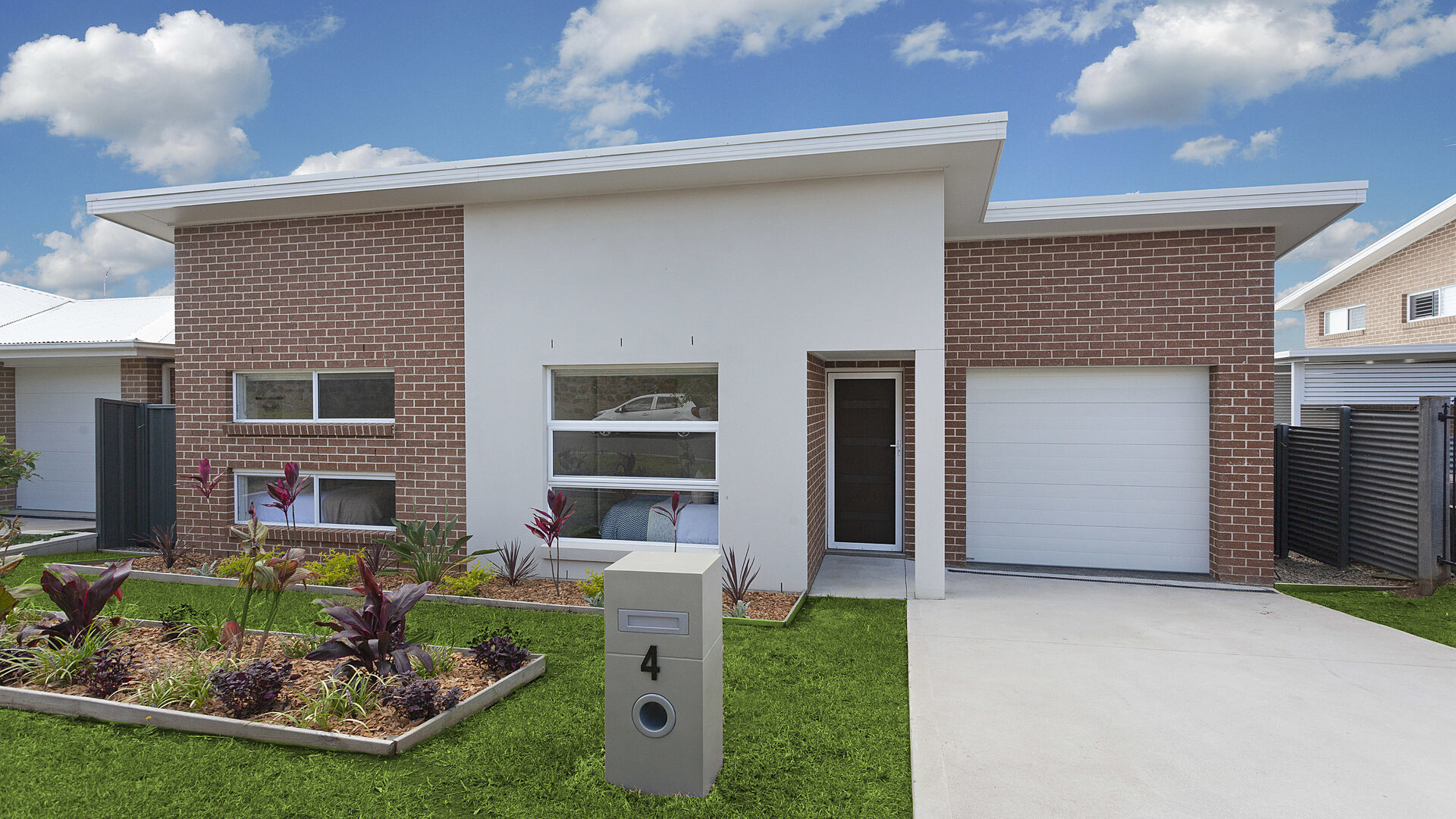 Sold - 4 Saltwater Circuit - New Property in Kanahooka - Real Estate by Christian Zeidler