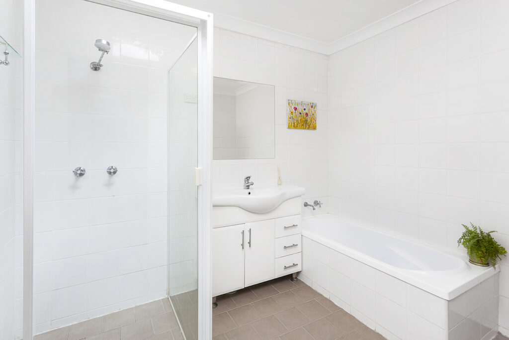 Sold - 2/94 Princes Highway - New Property in Corrimal - Real Estate by Christian Zeidler