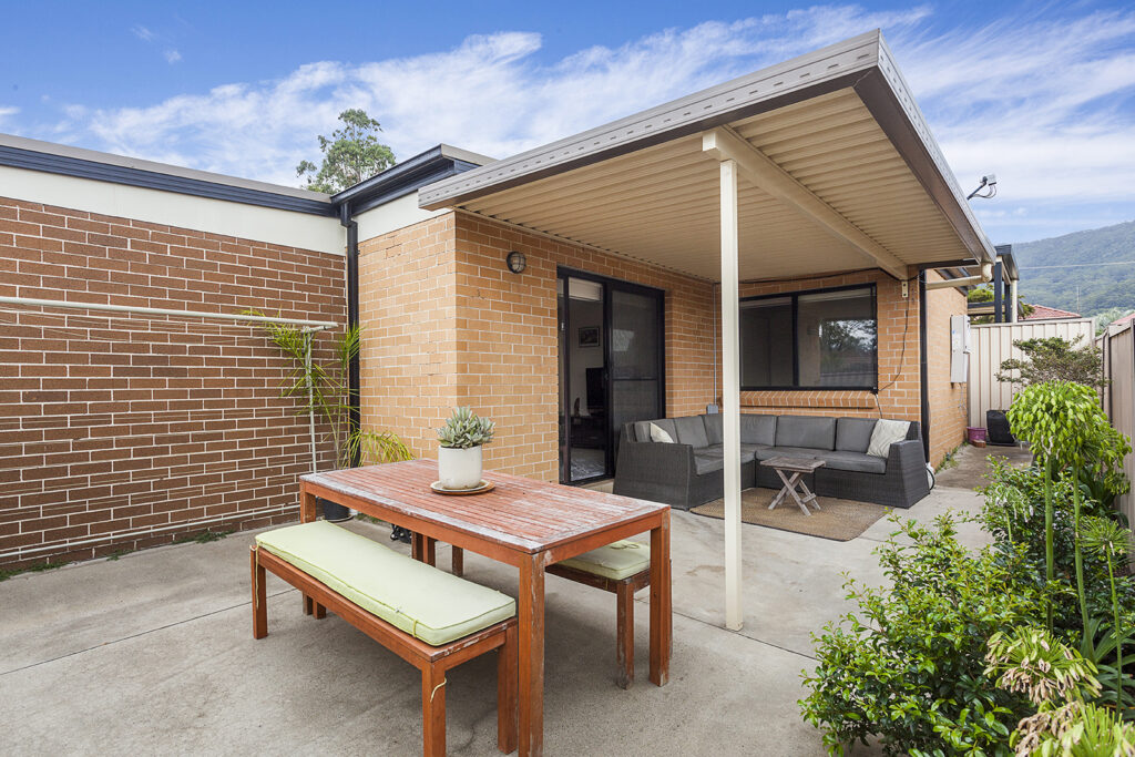 Sold - 2/94 Princes Highway - New Property in Corrimal - Real Estate by Christian Zeidler