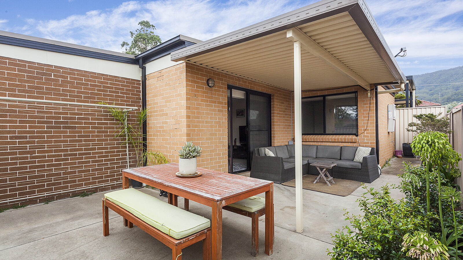 Sold - 2/94 Princes Highway - New Property in Corrimal - Real Estate by Christian Zeidler