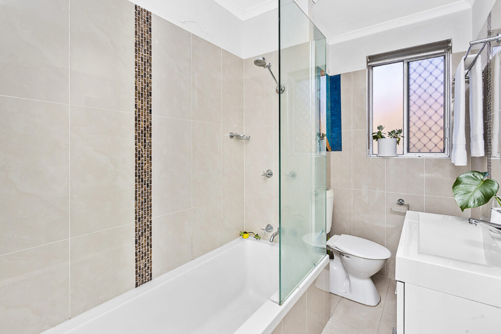 1/11A Kembla Street, Wollongong NSW 2500 - photo 3