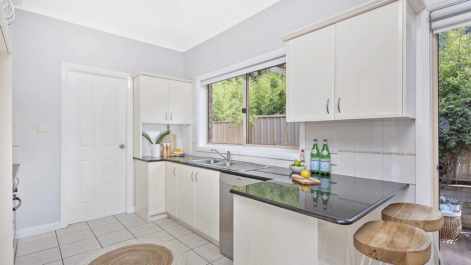 3/14-16 Staff Street, WOLLONGONG NSW 2500 - photo 5