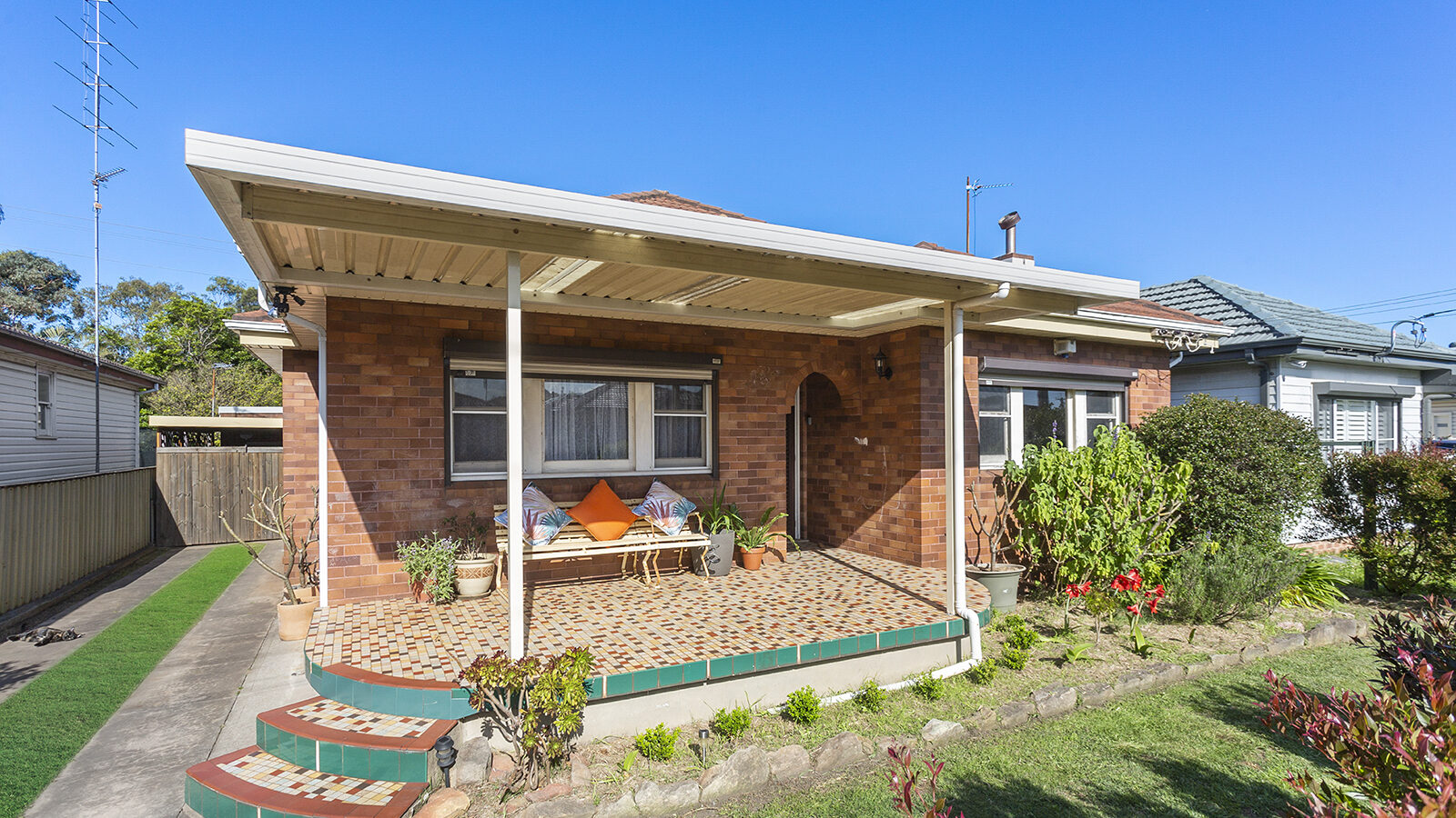 Sold - 15 Crawford Avenue - New Property in Gwynneville - Real Estate by Christian Zeidler
