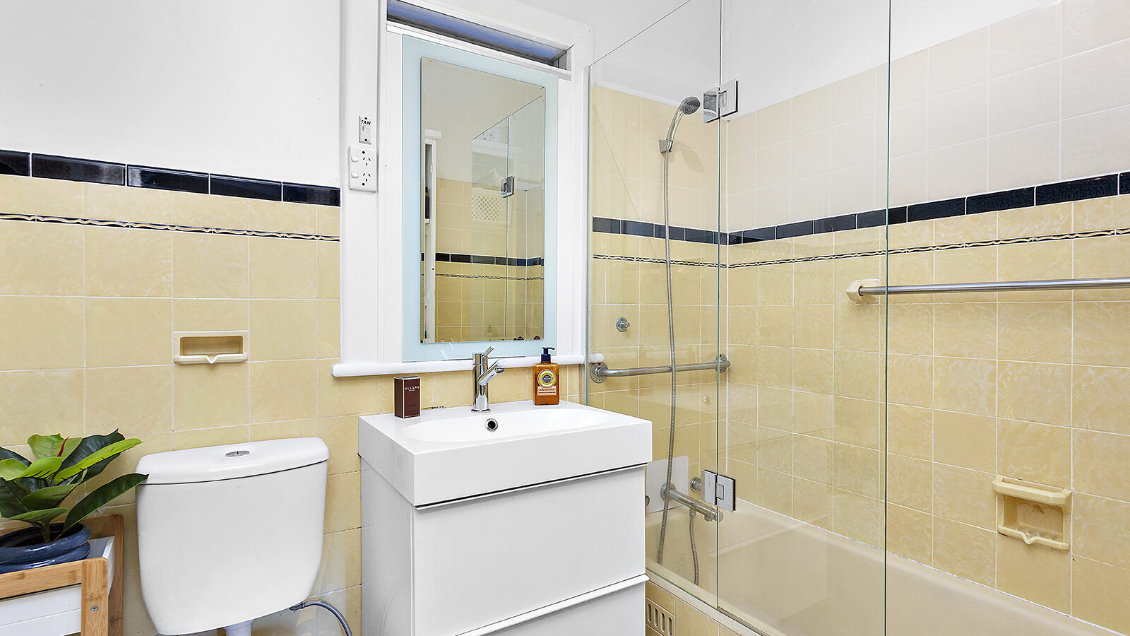Sold - 15 Crawford Avenue - New Property in Gwynneville - Real Estate by Christian Zeidler