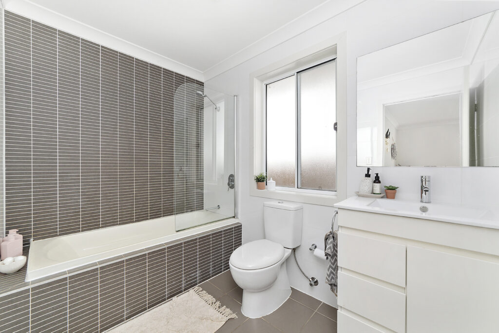 Sold - 23 Wingello Crescent - New Property in Tullimbar - Real Estate by Christian Zeidler