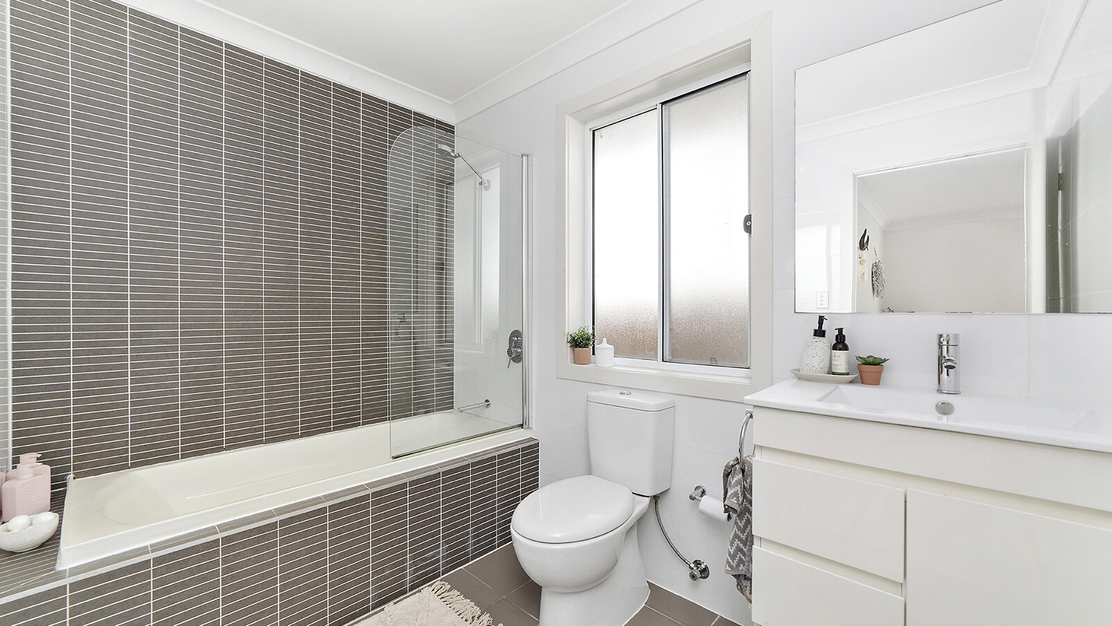 Sold - 23 Wingello Crescent - New Property in Tullimbar - Real Estate by Christian Zeidler