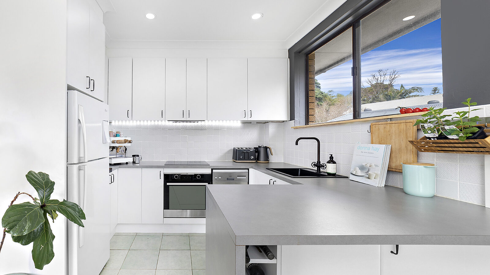 Sold - 5/7 David Street - New Property in West Wollongong - Real Estate by Christian Zeidler