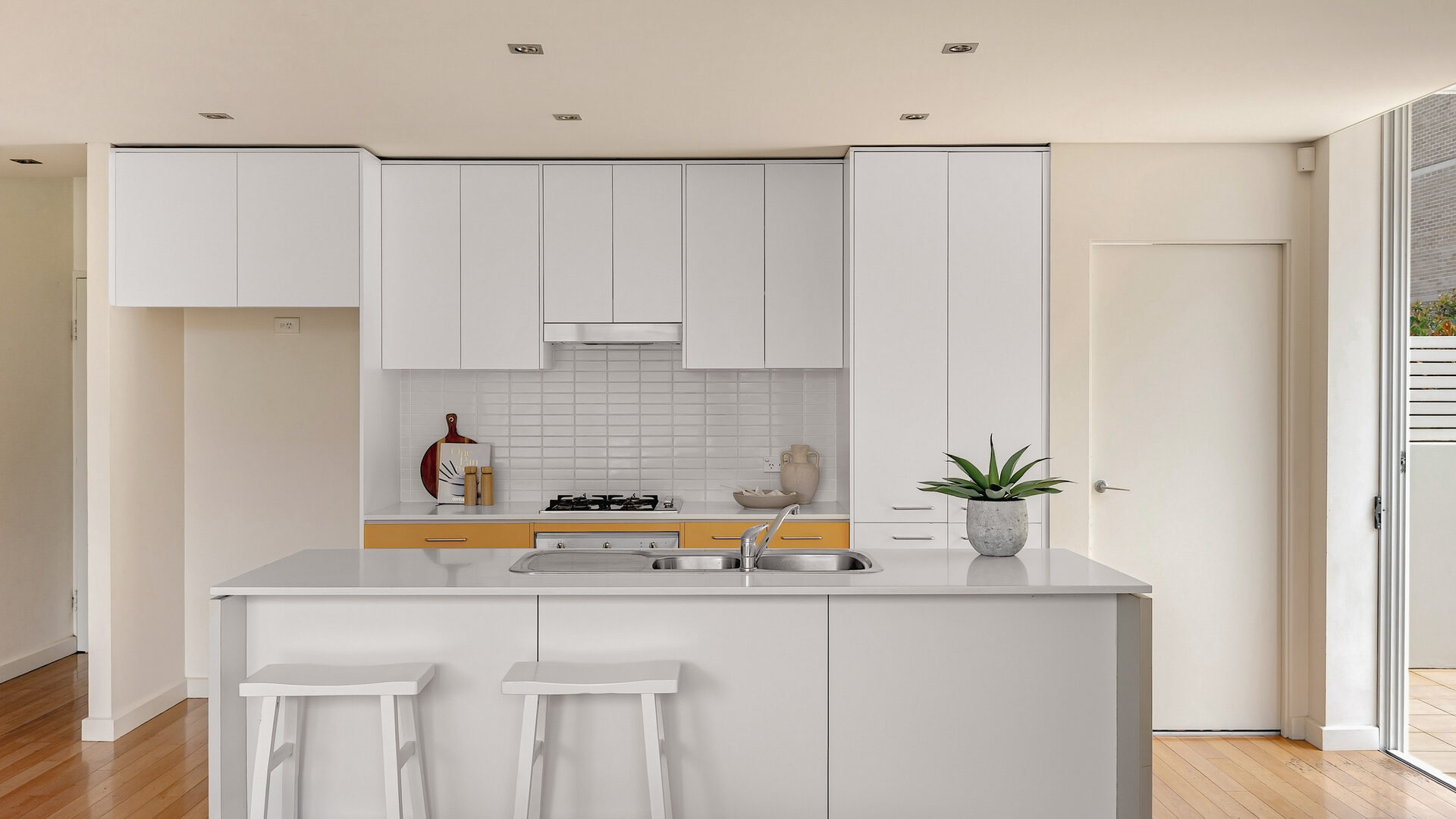 Sold - 4/18 New Dapto Road - New Property in Wollongong - Real Estate by Alisa Sturluson