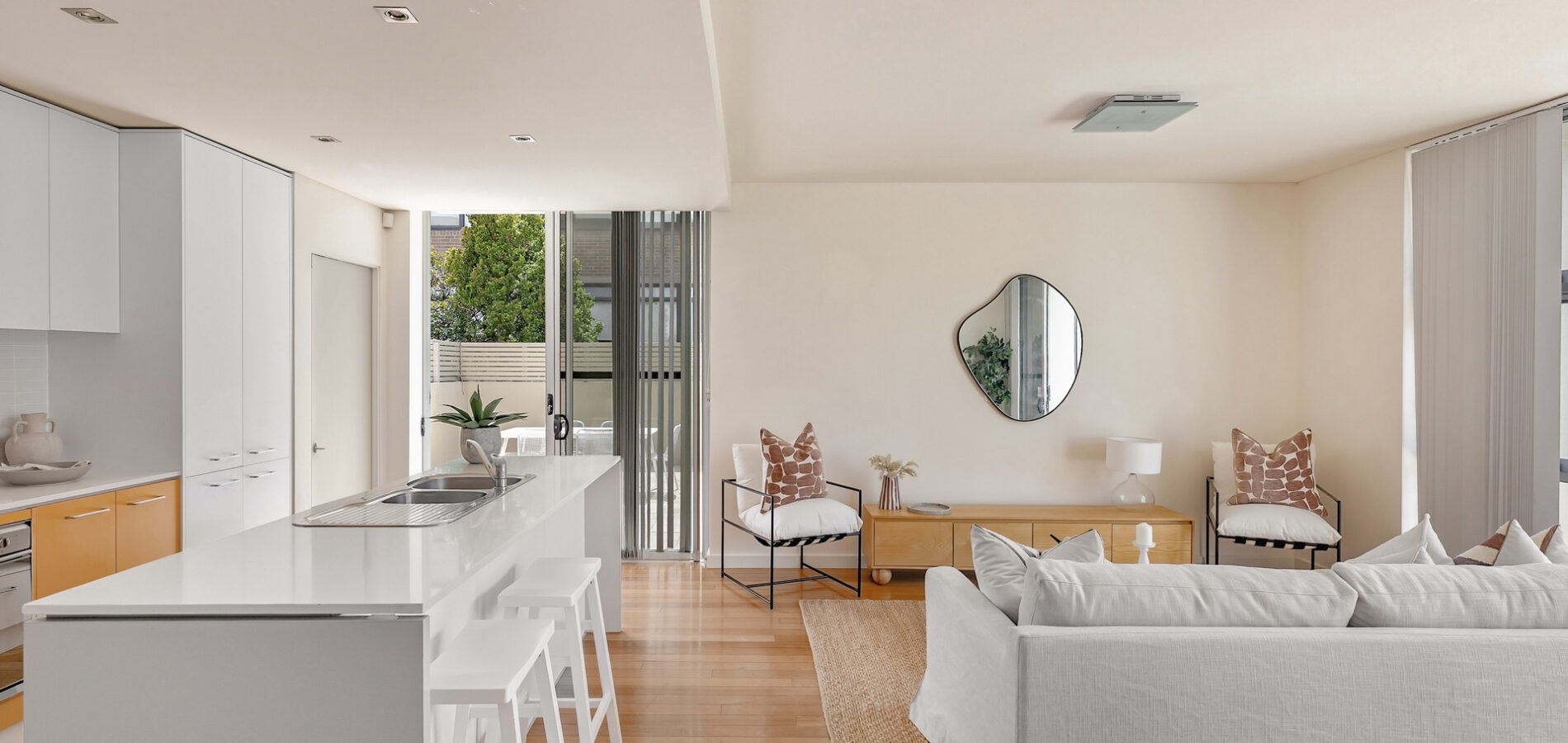 4/18 New Dapto Road, Wollongong