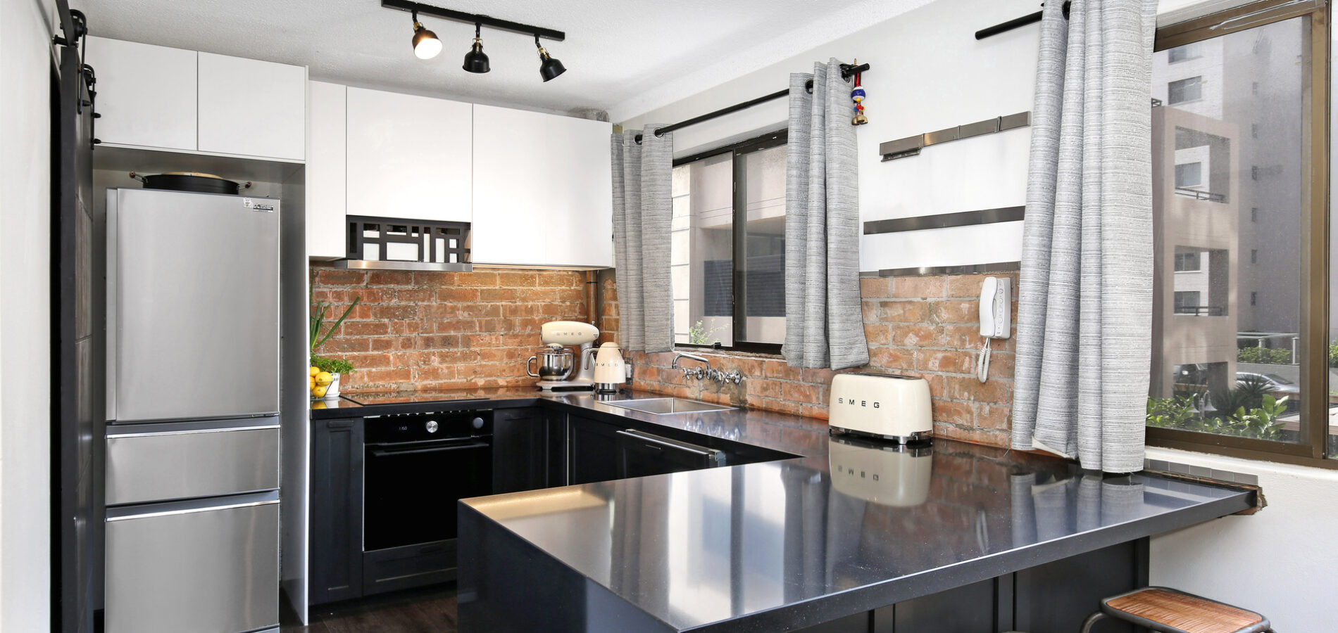 11/30 Market Street, Wollongong