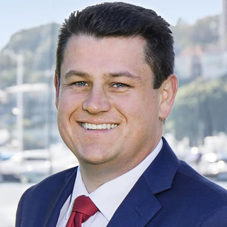 Stuart Ritchie, Auctioneer - McGrath Illawarra