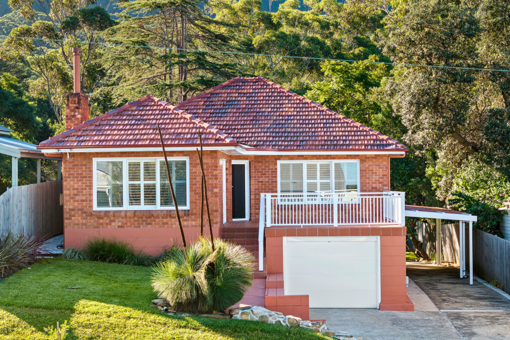 Sold - 37 The Waves - New Property in Thirroul - Real Estate by Peter Armstrong