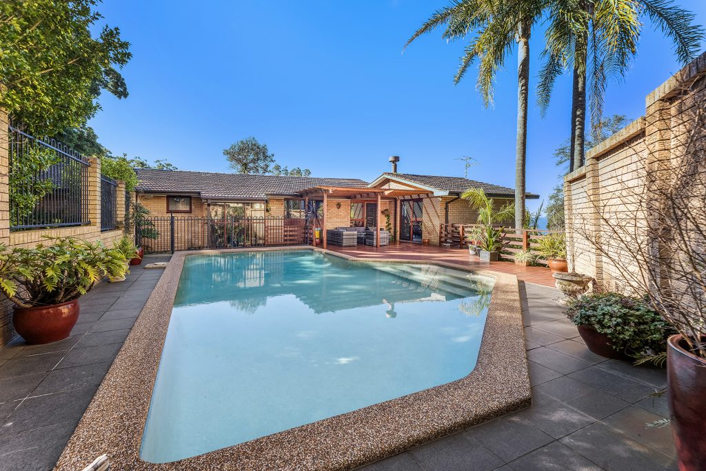 Sold - 22 Treetop Glen - New Property in Thirroul - Real Estate by Christian Zeidler