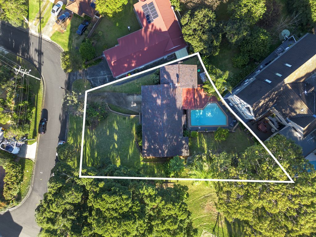 Sold - 22 Treetop Glen - New Property in Thirroul - Real Estate by Christian Zeidler