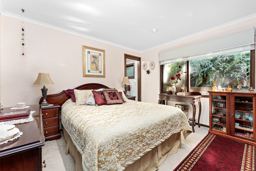 Sold - 22 Treetop Glen - New Property in Thirroul - Real Estate by Christian Zeidler
