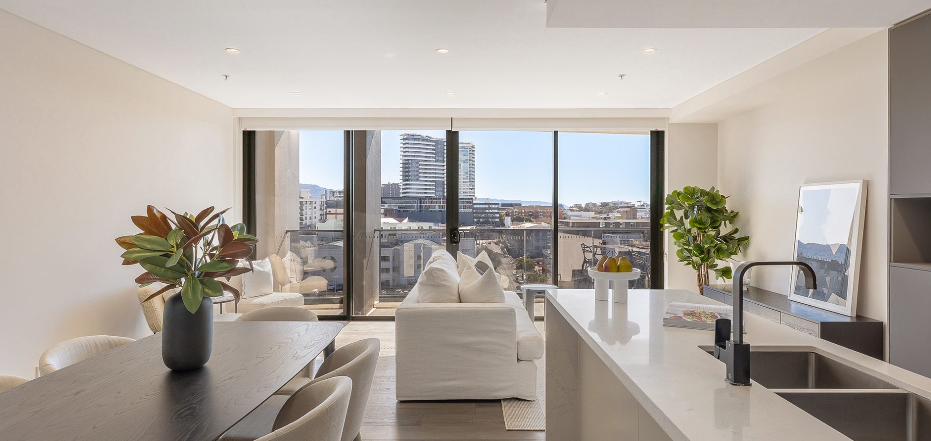 1003/38 Atchison Street, Wollongong