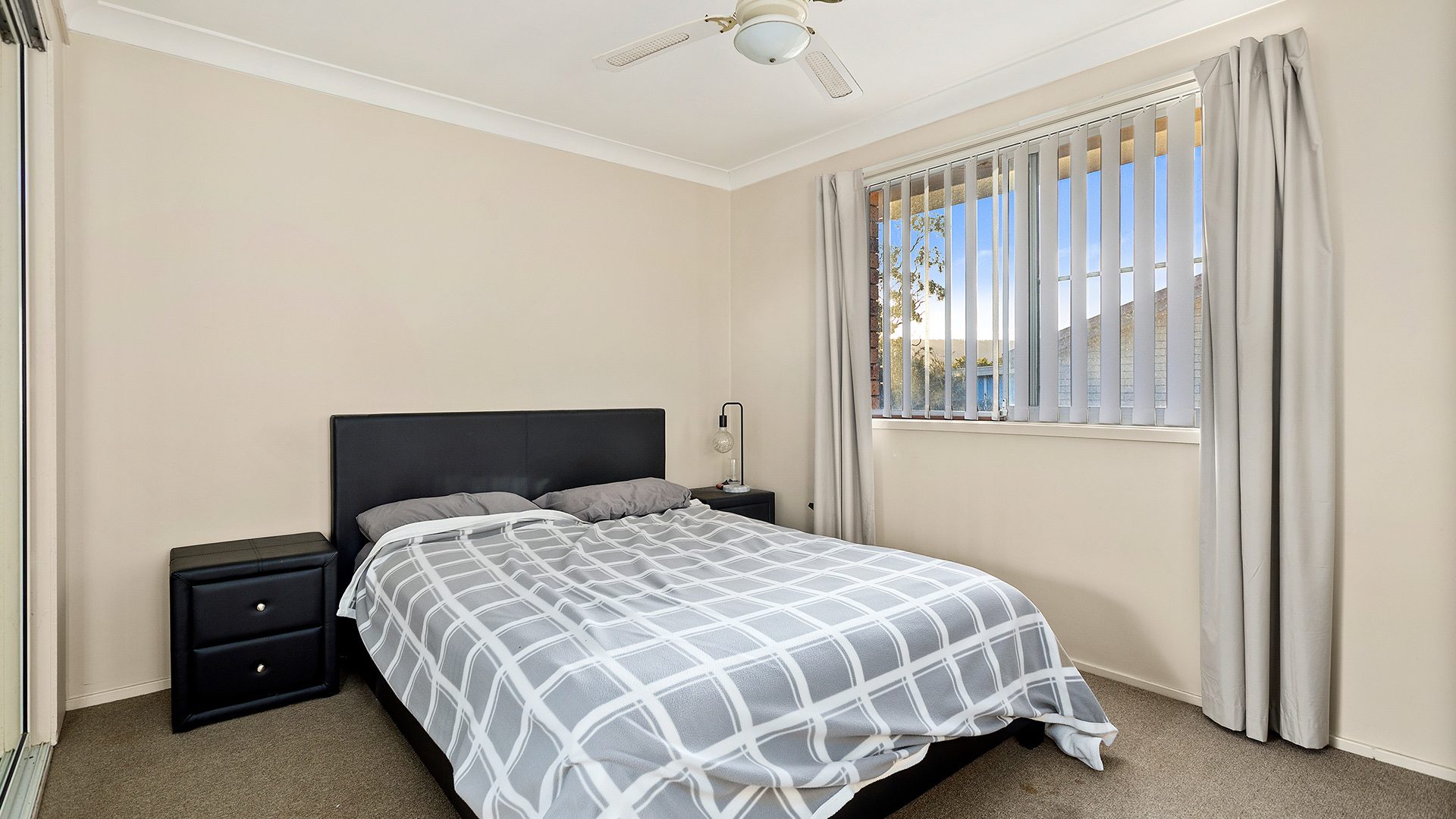 For Sale - 322 Princes Highway - New Property in Dapto - Real Estate by Alisa Sturluson