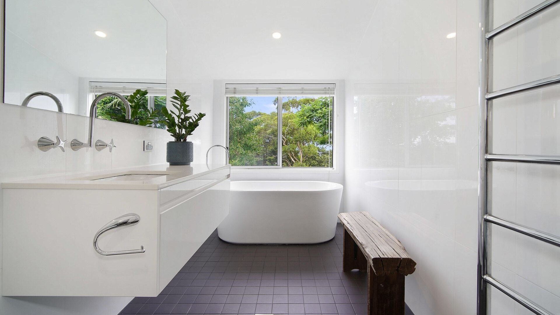 Sold - 9 Bangalow Road - New Property in Thirroul - Real Estate by Peter Armstrong
