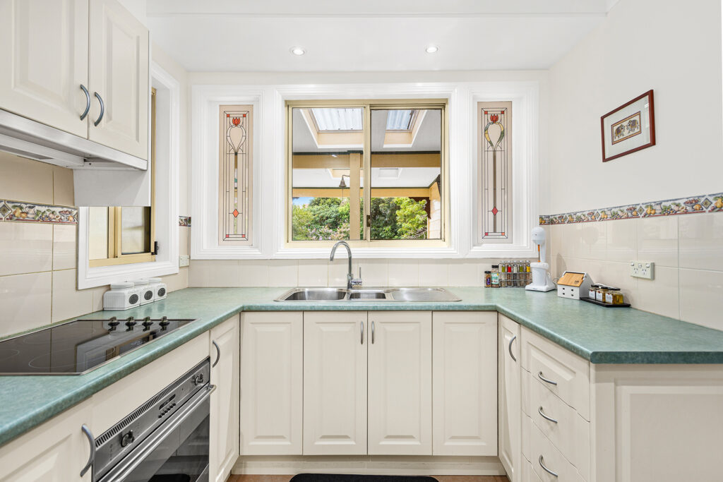 Auction - 51 George Street - New Property in Thirroul - Real Estate by Christian Zeidler