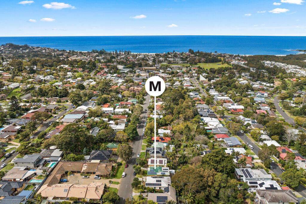 Auction - 51 George Street - New Property in Thirroul - Real Estate by Christian Zeidler