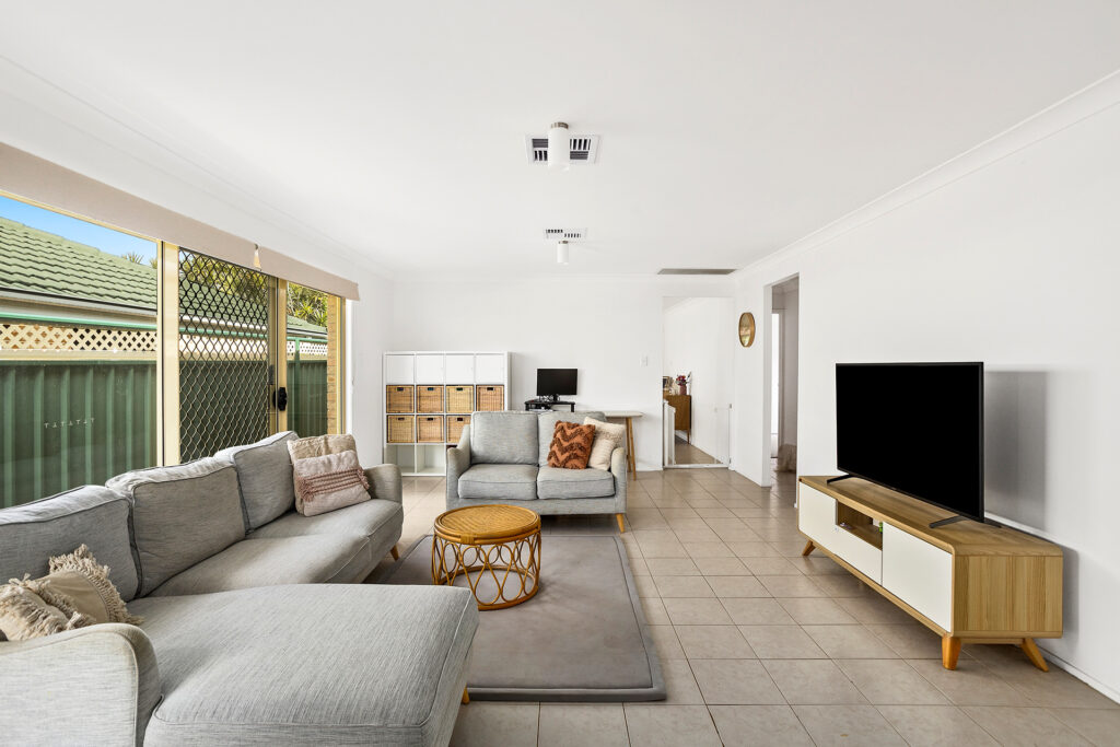 For Sale - 72 Sunnybank Crescent - New Property in Horsley - Real Estate by Alisa Sturluson
