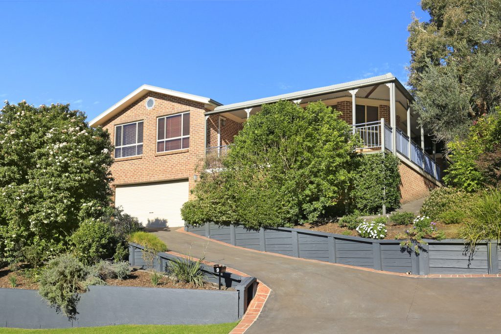 Sold - 9 Kallara Link - New Property in Cordeaux Heights - Real Estate by Christian Zeidler