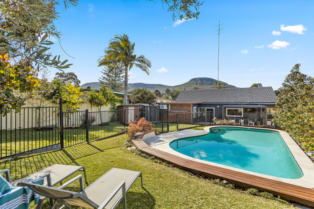 Auction - 16 Risley Road - New Property in Figtree - Real Estate by Christian Zeidler