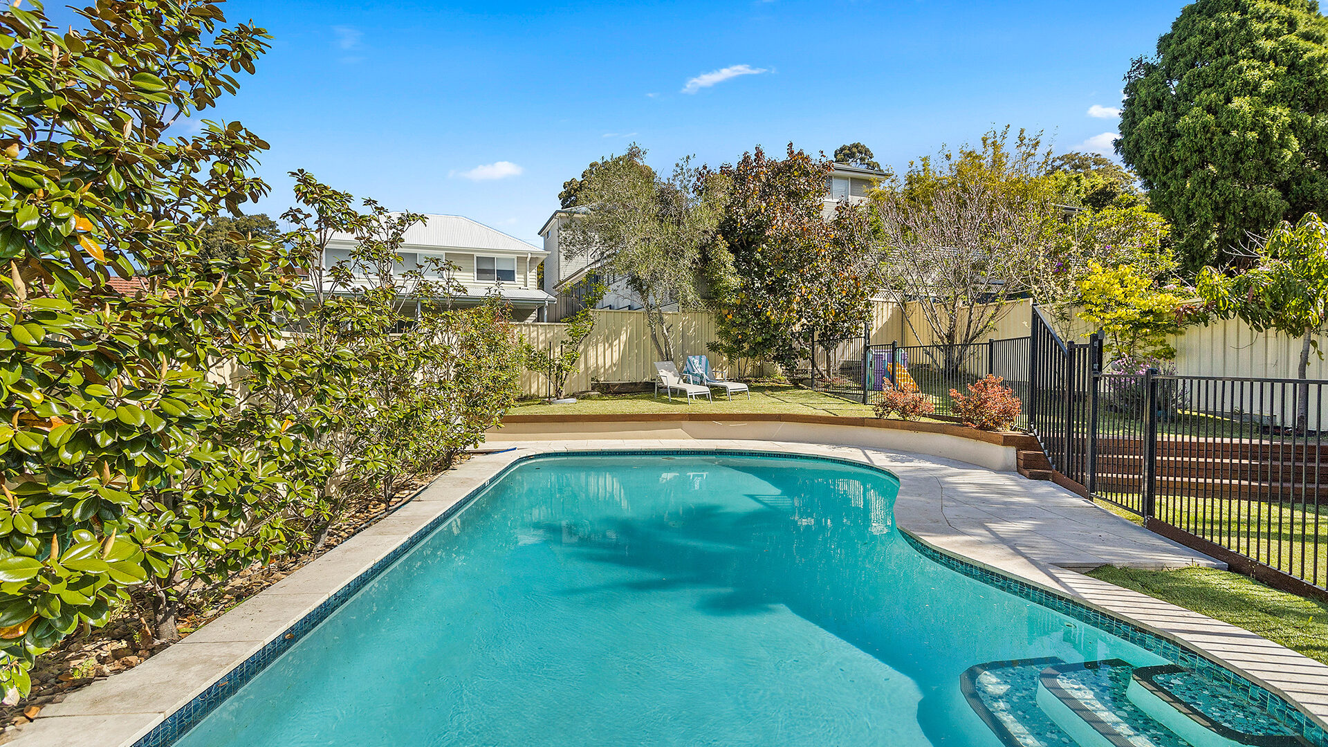 Auction - 16 Risley Road - New Property in Figtree - Real Estate by Christian Zeidler