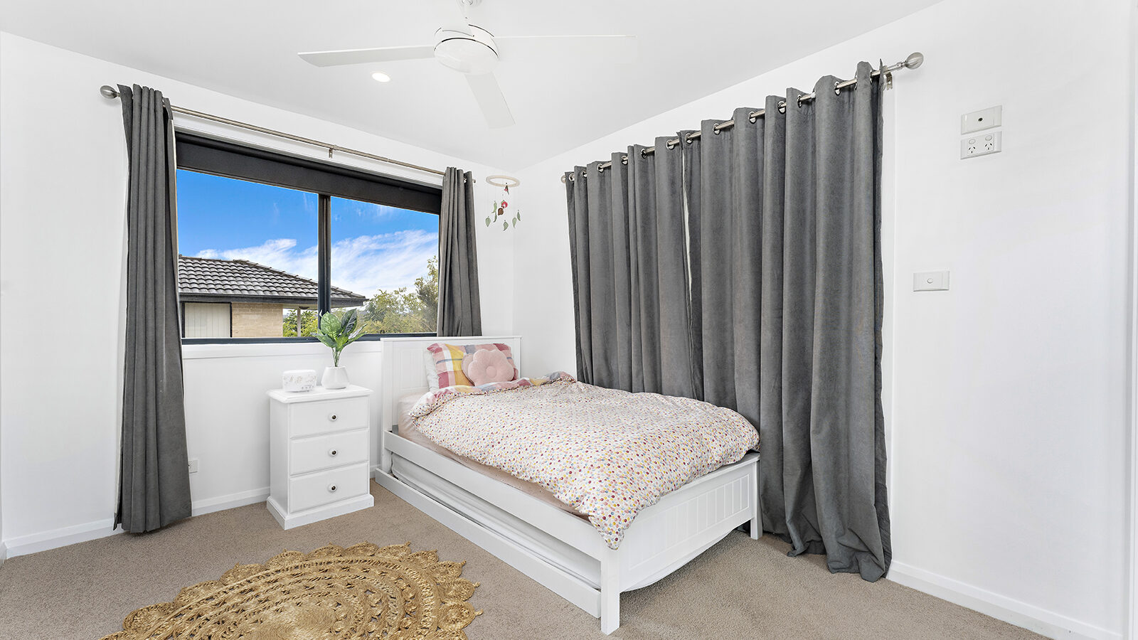 Sold - 2/15 Sorensen Drive - New Property in Figtree - Real Estate by Christian Zeidler