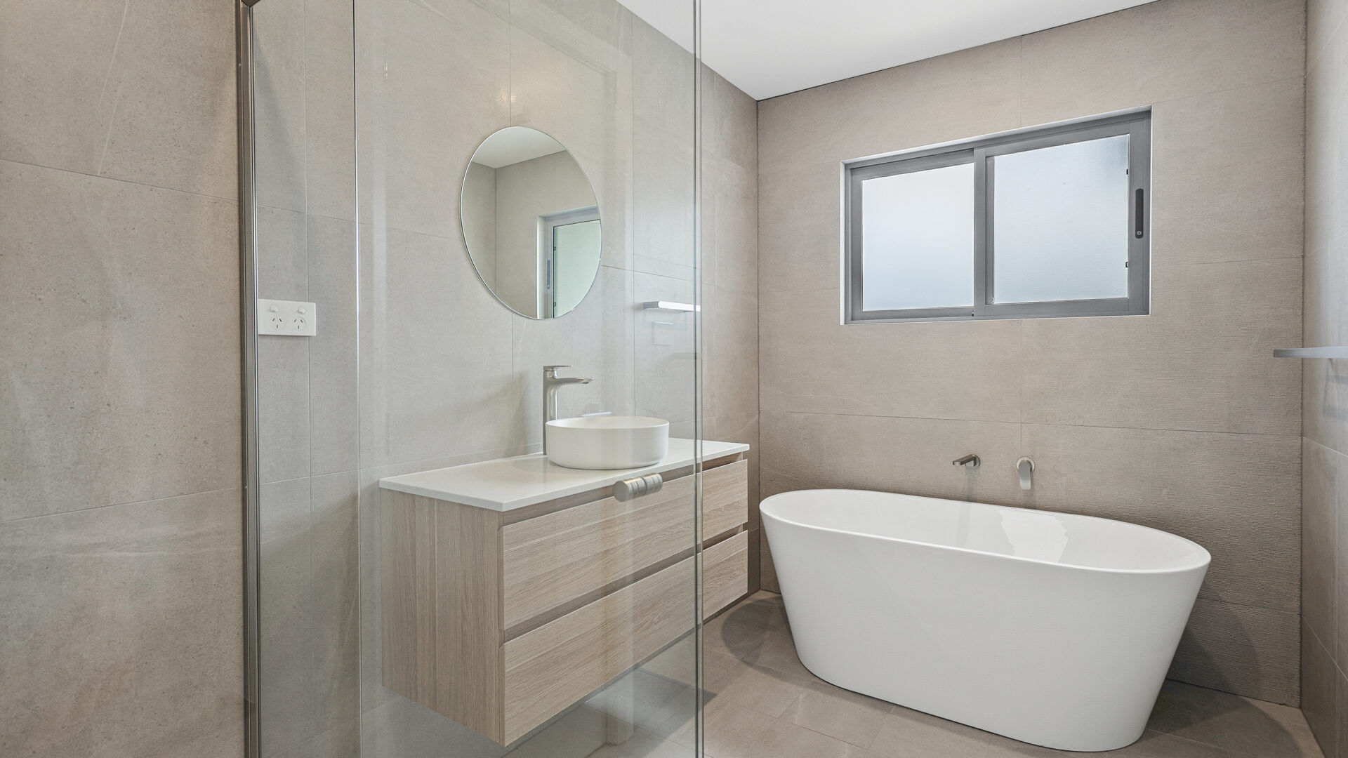 For Rent - 12 Bishop Dr - New Property in Stream Hill - Real Estate by Lara McDonald