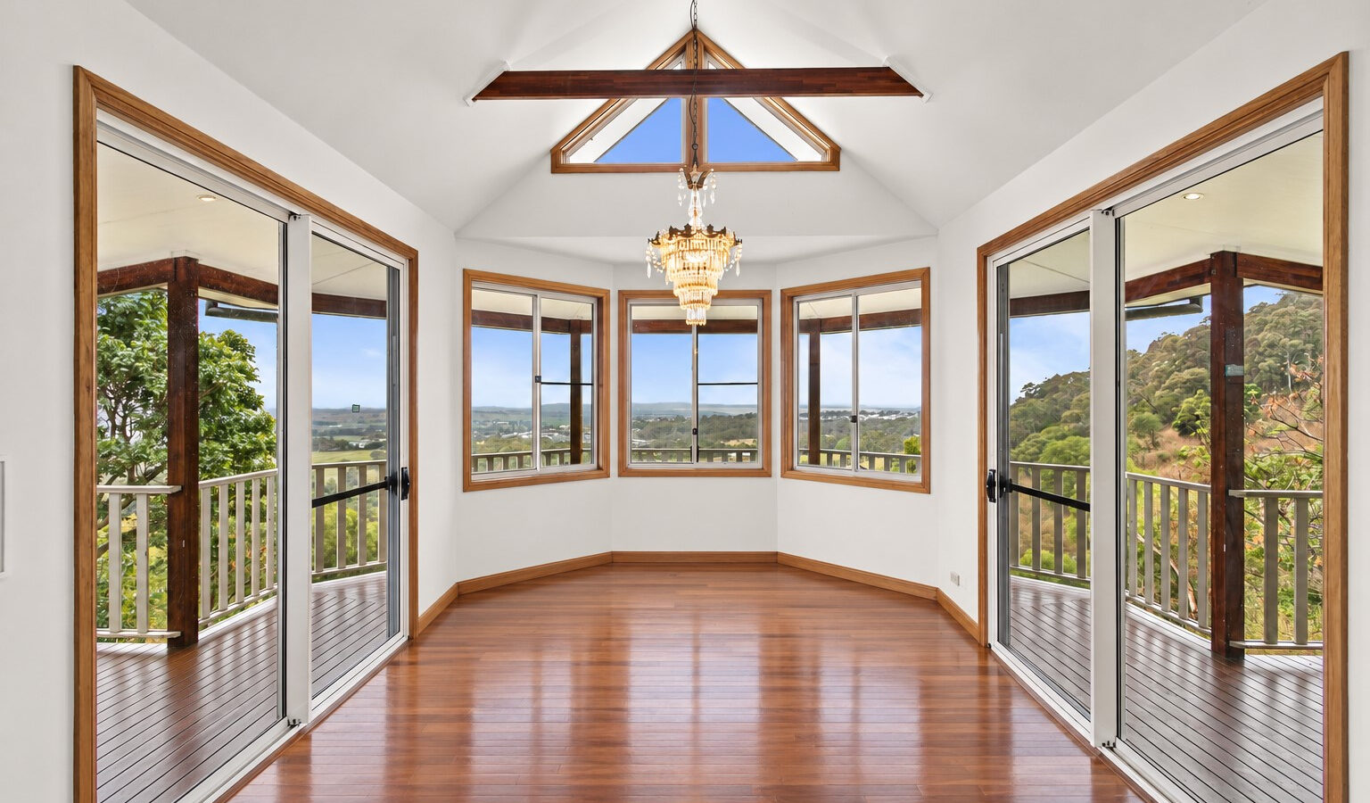 For Rent - 235 Yellow Rock Rd - New Property in Yellow Rock - Real Estate by Lara McDonald