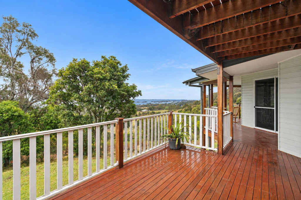 For Rent - 235 Yellow Rock Rd - New Property in Yellow Rock - Real Estate by Lara McDonald