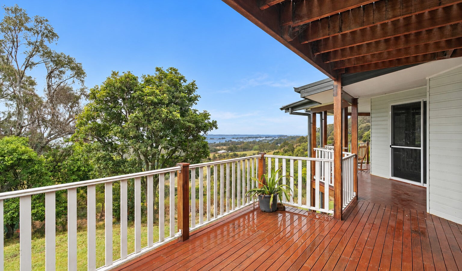 For Rent - 235 Yellow Rock Rd - New Property in Yellow Rock - Real Estate by Lara McDonald
