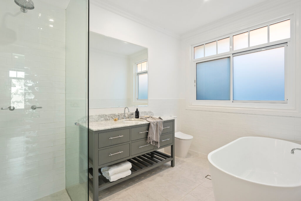 For Rent - 13 Palm Grove - New Property in Thirroul - Real Estate by Lara McDonald