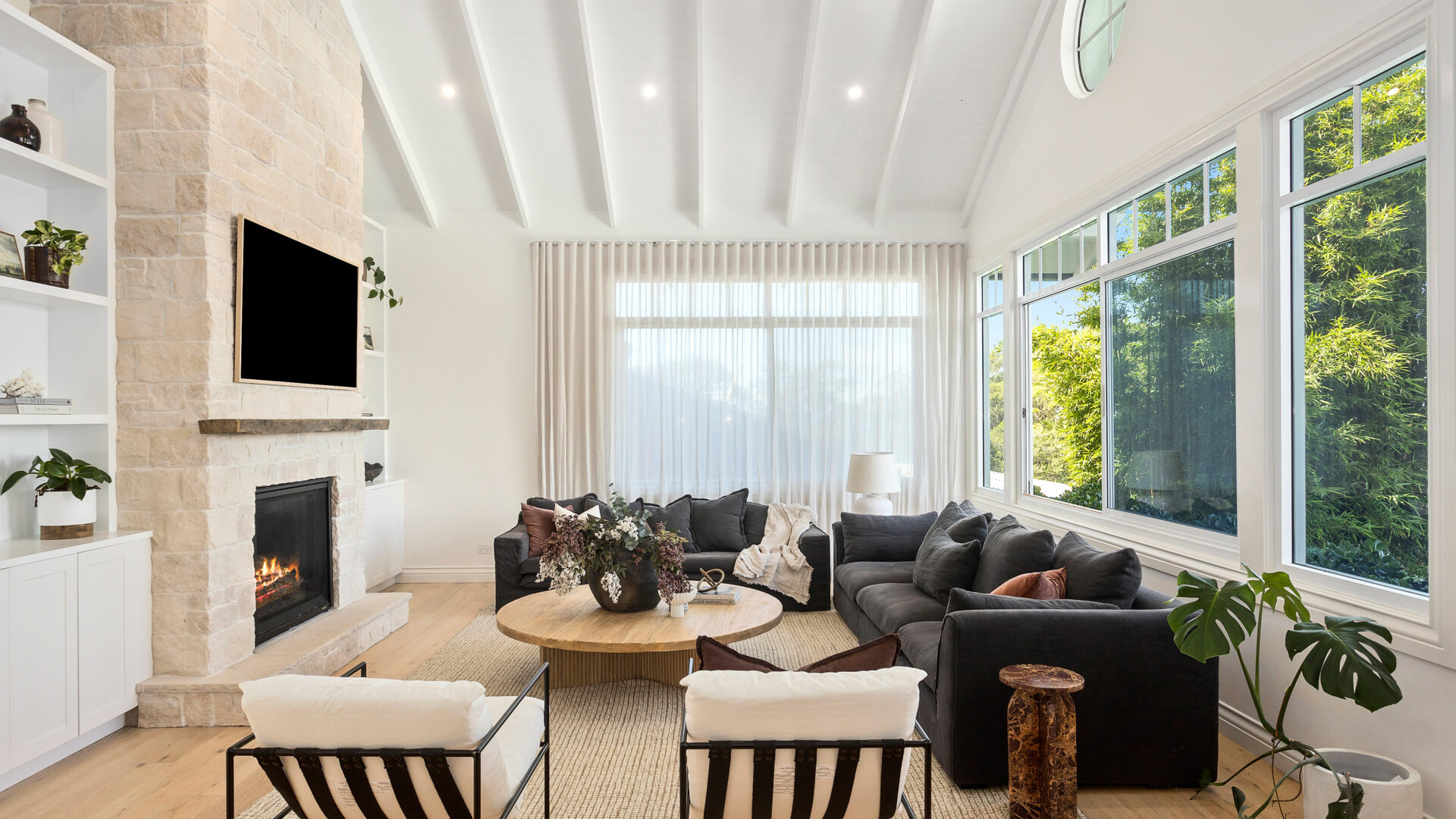 For Rent - 13 Palm Grove - New Property in Thirroul - Real Estate by Lara McDonald