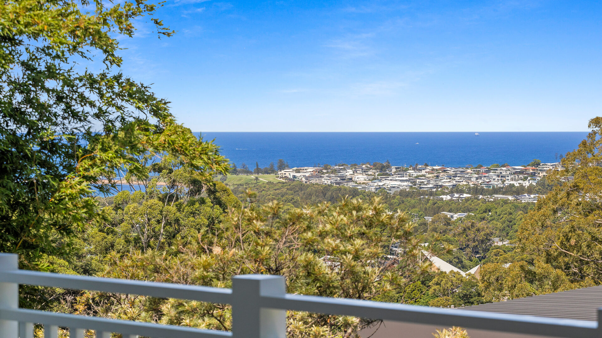 For Rent - 13 Palm Grove - New Property in Thirroul - Real Estate by Lara McDonald
