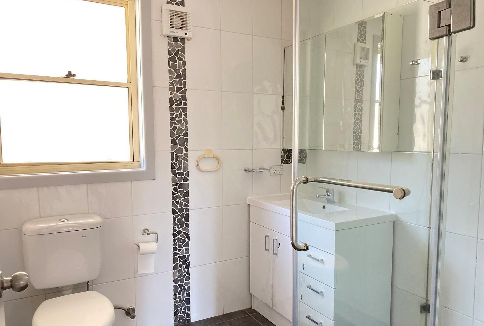 Leased - 32 Towradgi Rd - New Property in Towradgi - Real Estate by Lara McDonald